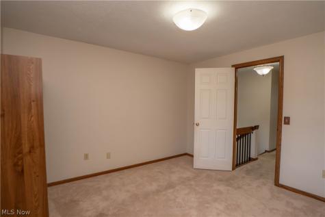 1836 Beechwood Avenue NE North Canton OH 44720