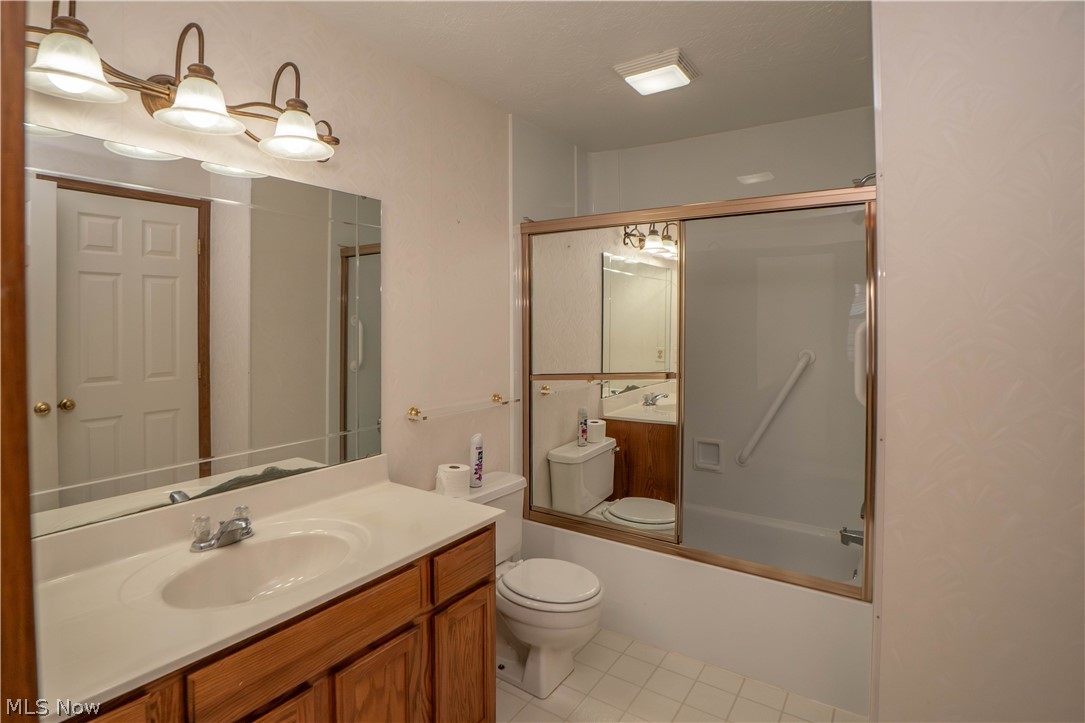 1836 Beechwood Avenue NE North Canton OH 44720