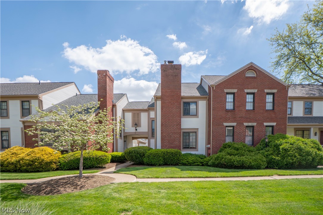 1836 Beechwood Avenue NE North Canton OH 44720