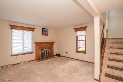 1836 Beechwood Avenue NE North Canton OH 44720