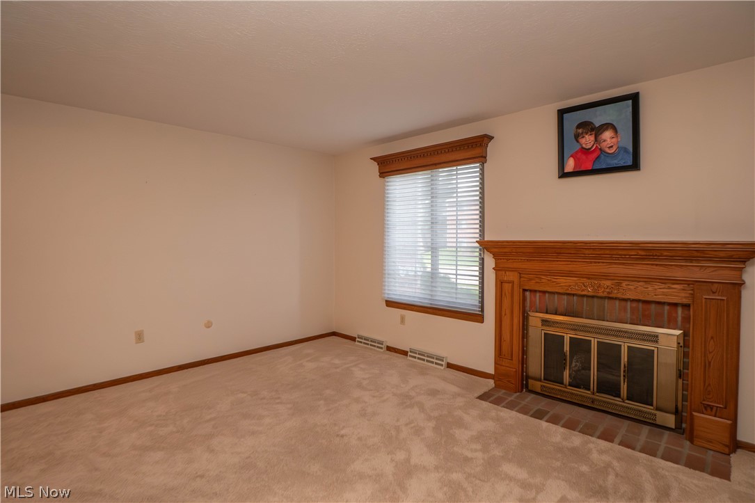 1836 Beechwood Avenue NE North Canton OH 44720