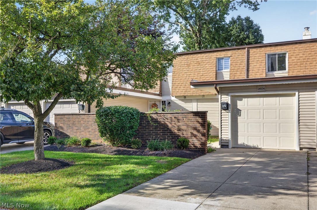 26534 Sussex Drive Olmsted Falls OH 44138