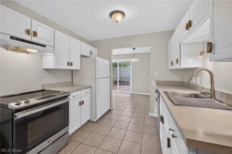 26534 Sussex Drive Olmsted Falls OH 44138
