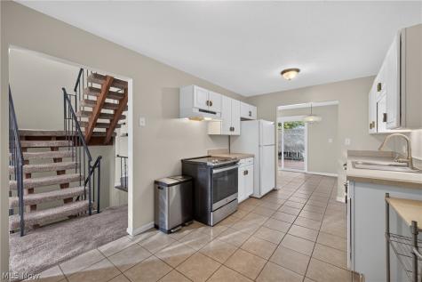 26534 Sussex Drive Olmsted Falls OH 44138
