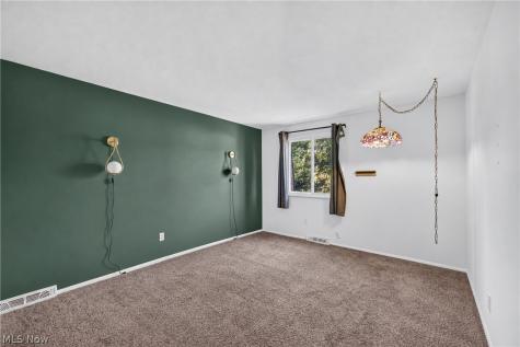 26534 Sussex Drive Olmsted Falls OH 44138