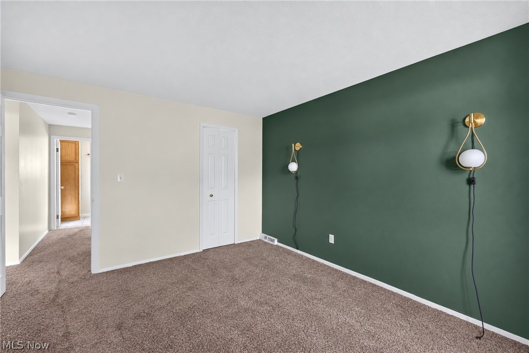 26534 Sussex Drive Olmsted Falls OH 44138