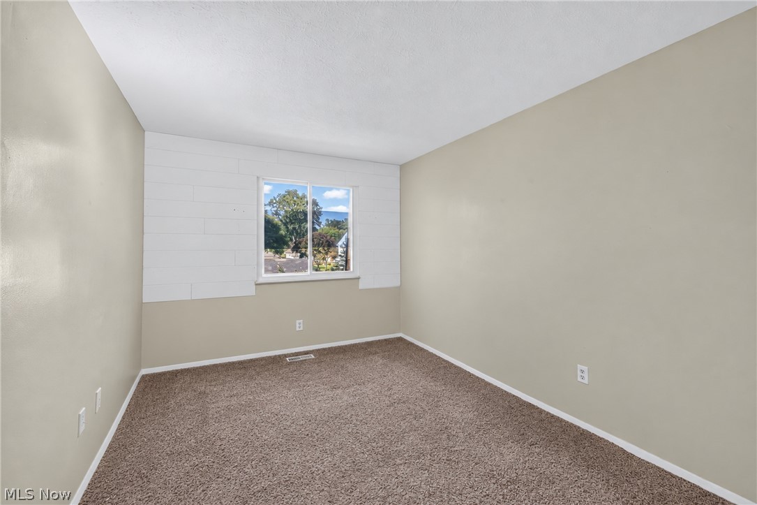 26534 Sussex Drive Olmsted Falls OH 44138