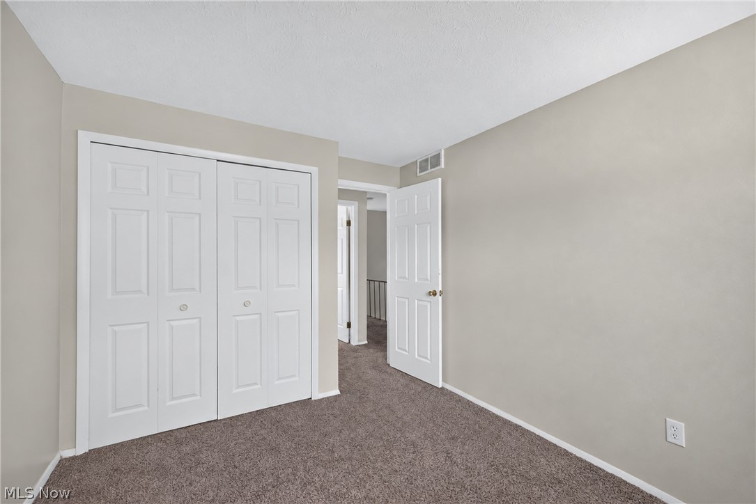 26534 Sussex Drive Olmsted Falls OH 44138
