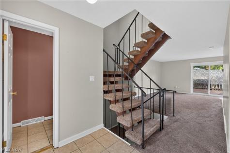 26534 Sussex Drive Olmsted Falls OH 44138
