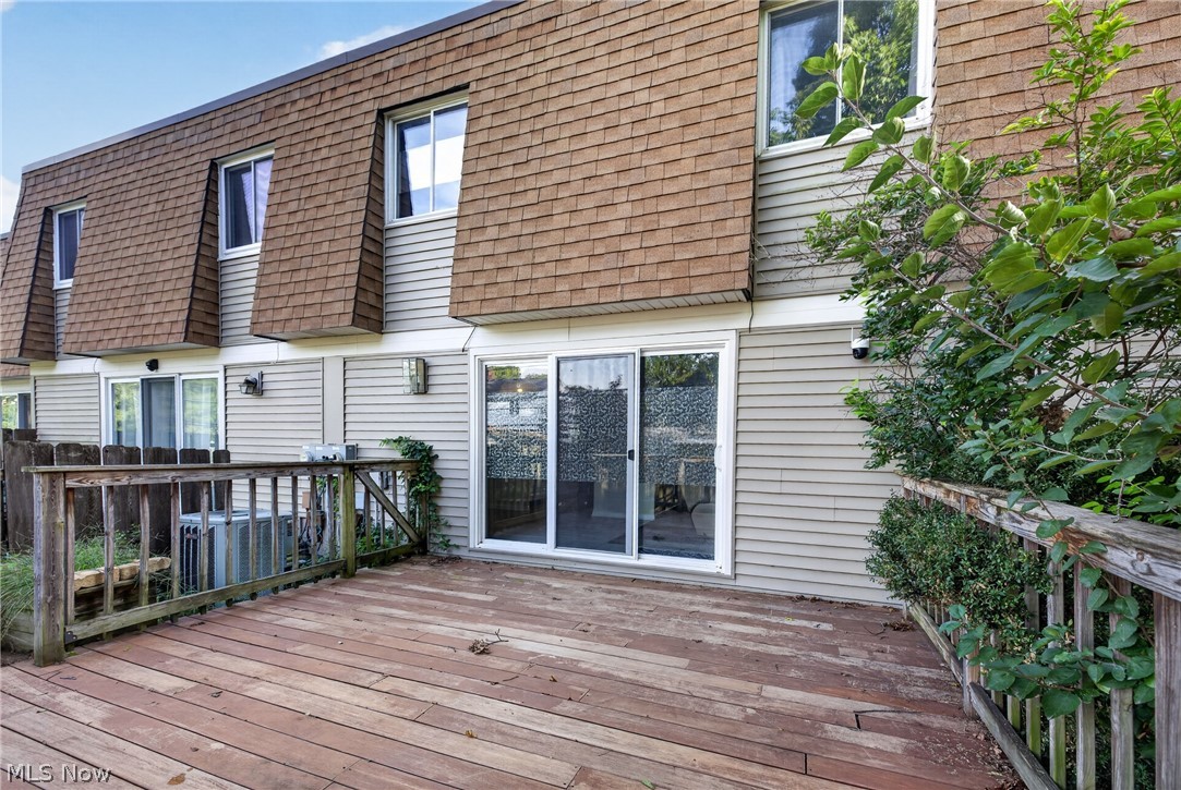 26534 Sussex Drive Olmsted Falls OH 44138