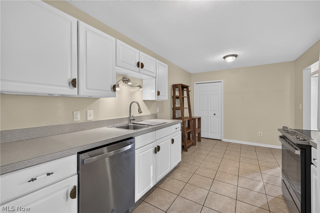 26534 Sussex Drive Olmsted Falls OH 44138
