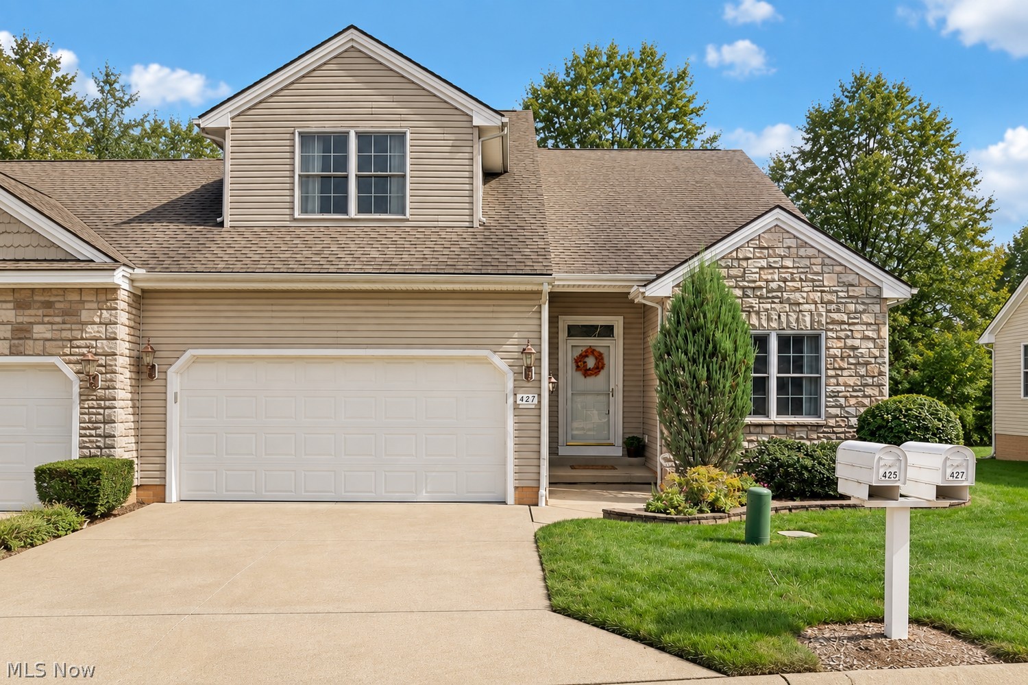 427 Creekside Drive Mayfield Heights OH 44143
