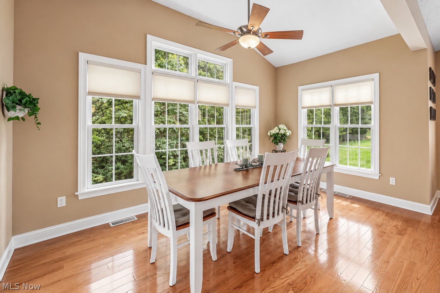 427 Creekside Drive Mayfield Heights OH 44143