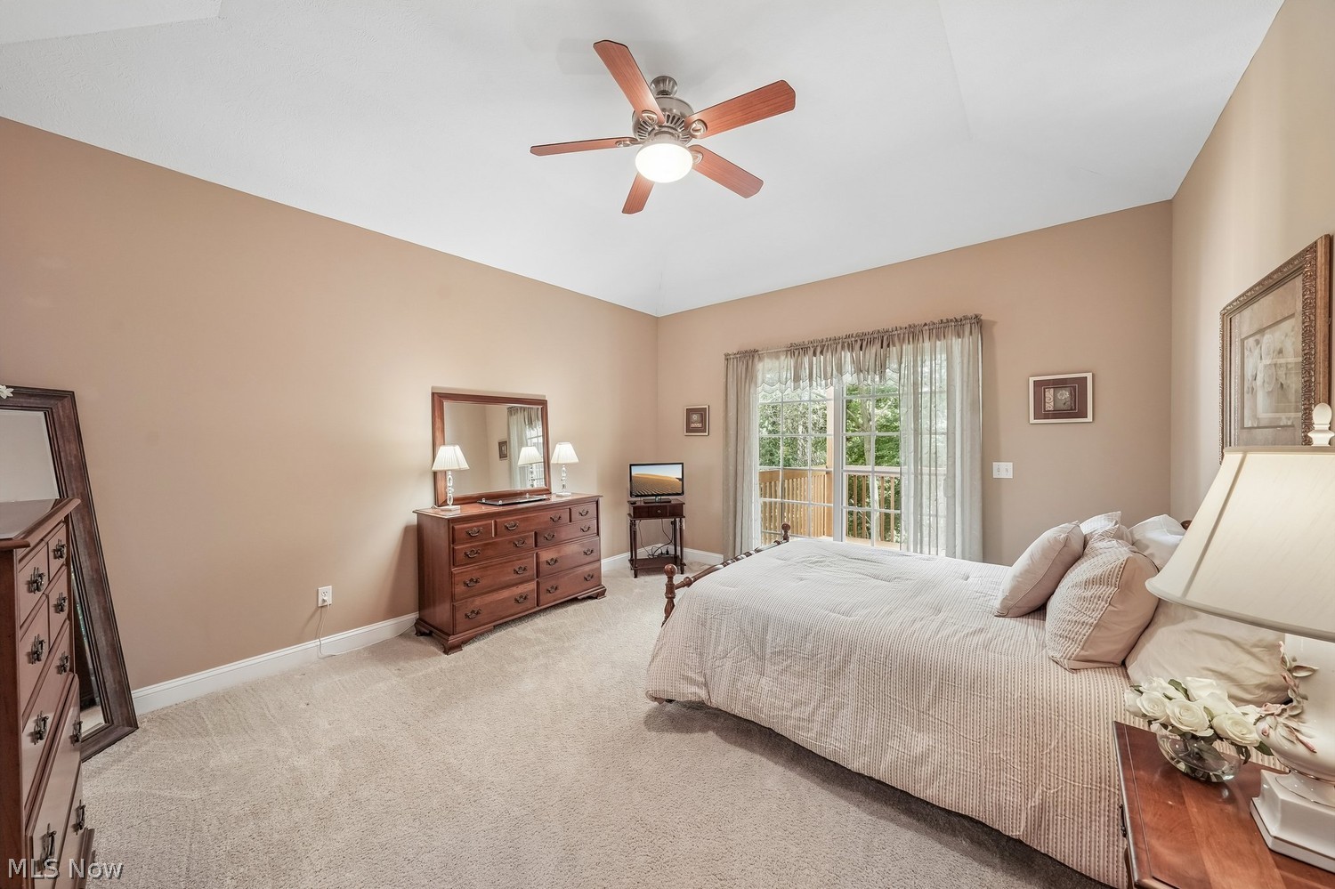 427 Creekside Drive Mayfield Heights OH 44143