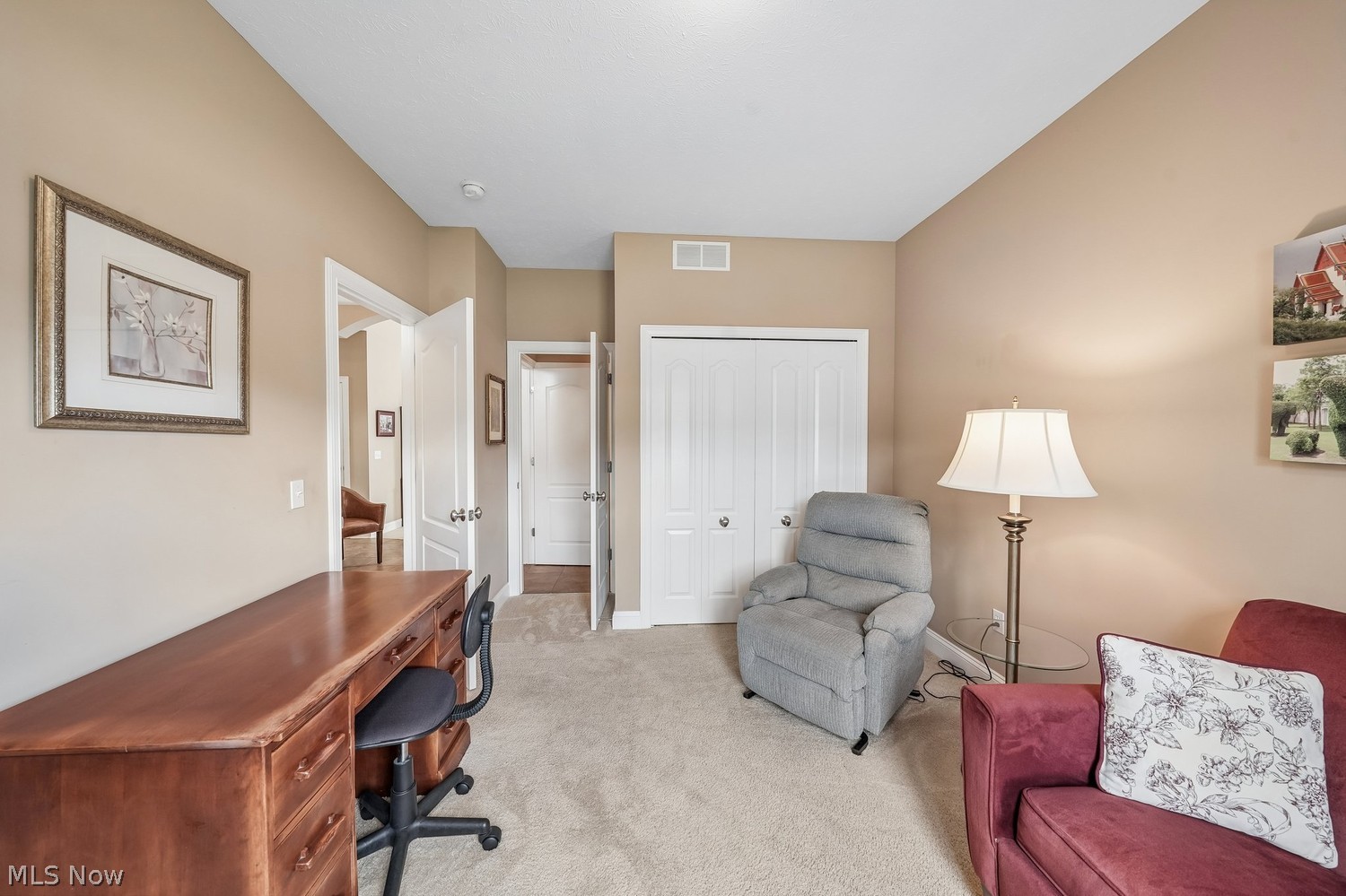 427 Creekside Drive Mayfield Heights OH 44143