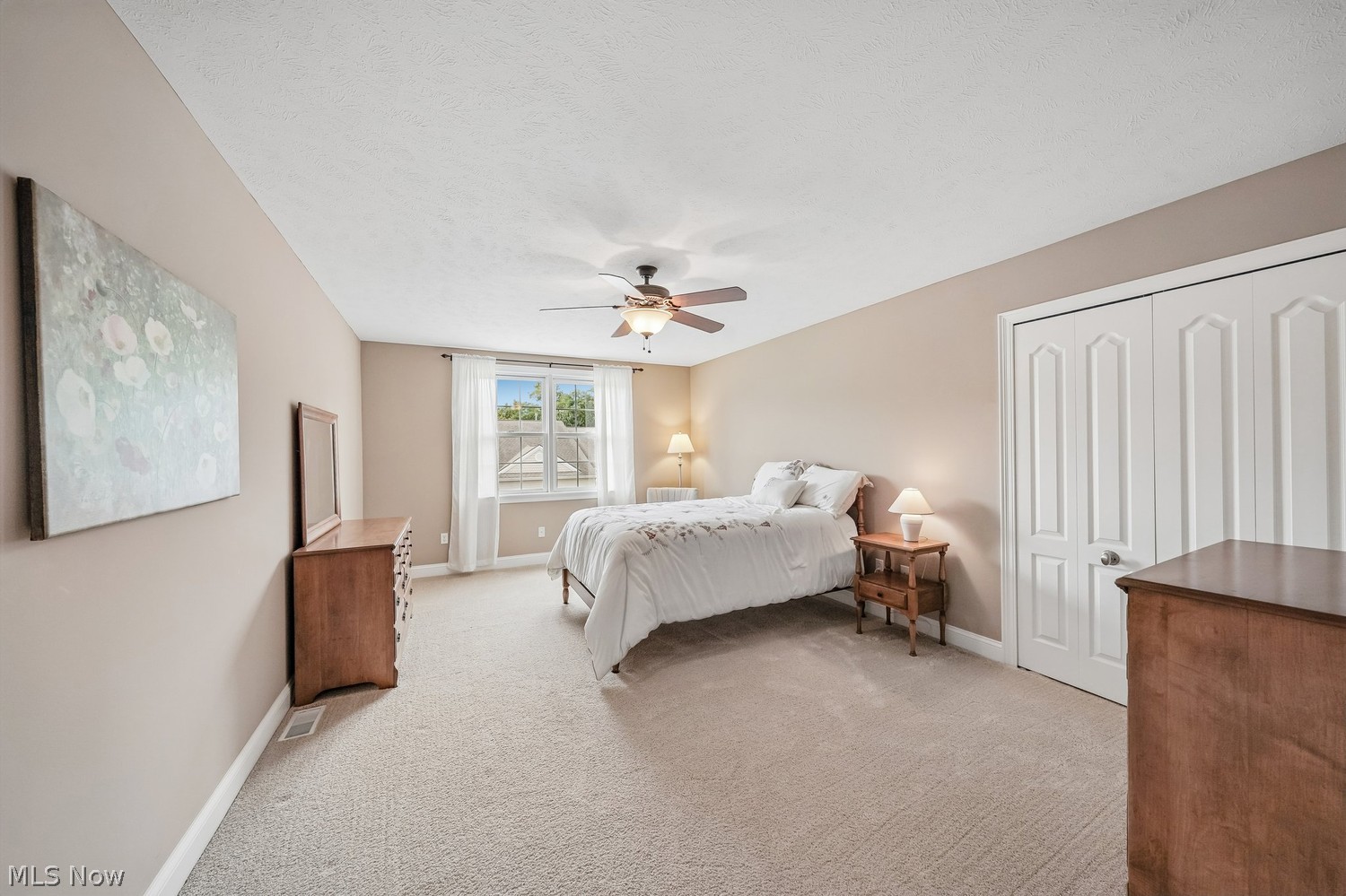 427 Creekside Drive Mayfield Heights OH 44143