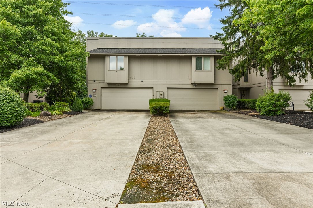 8058 Steven David Drive Strongsville OH 44149