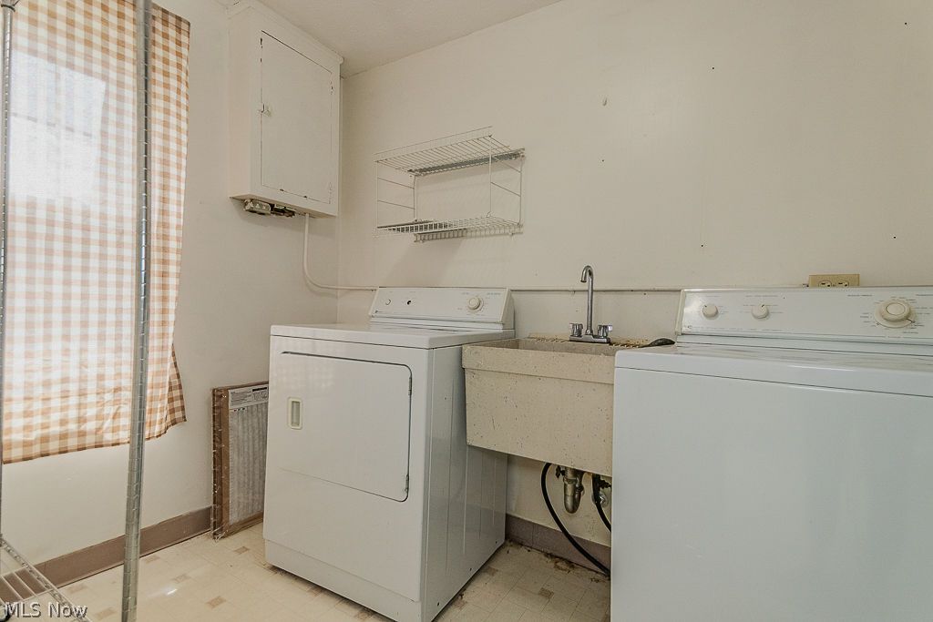 6876 Smith Road Middleburg Heights OH 44130