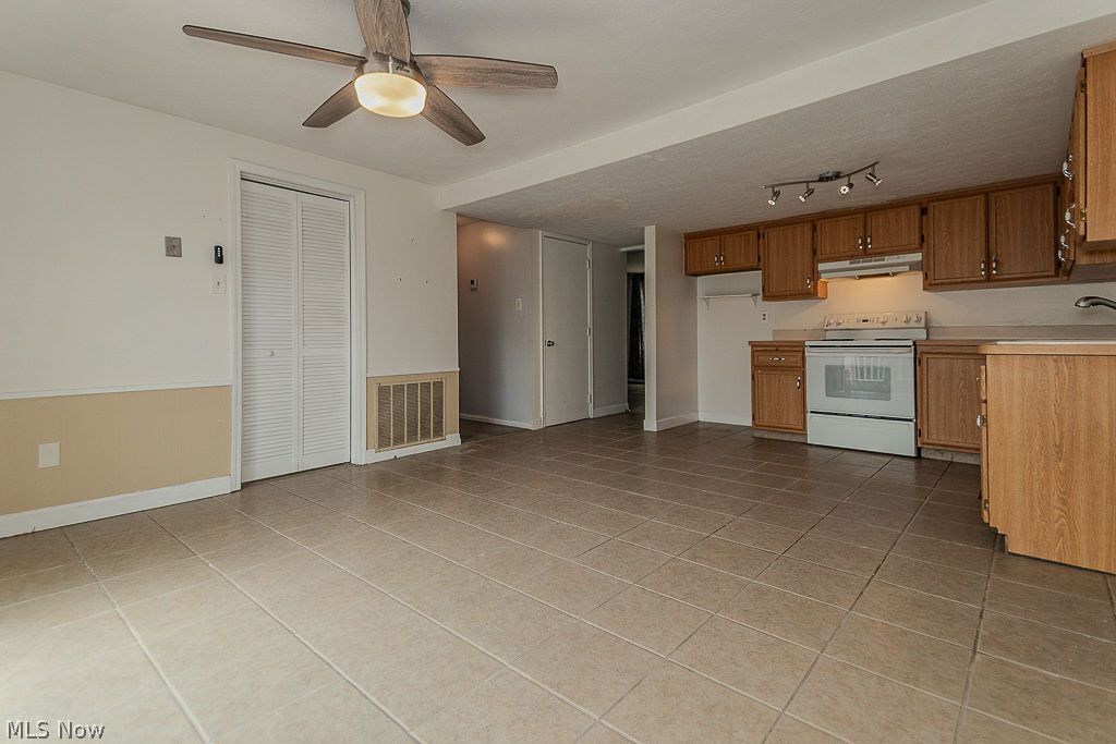 6876 Smith Road Middleburg Heights OH 44130
