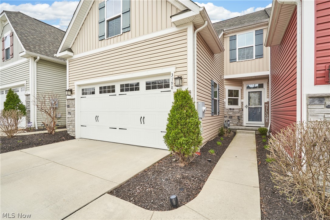 3198 Old Mill Drive Cuyahoga Falls OH 44223