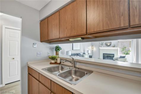 28180 Detroit Road Westlake OH 44145