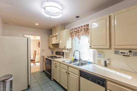 4361 Devonshire Drive Youngstown OH 44512