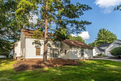 4361 Devonshire Drive Youngstown OH 44512