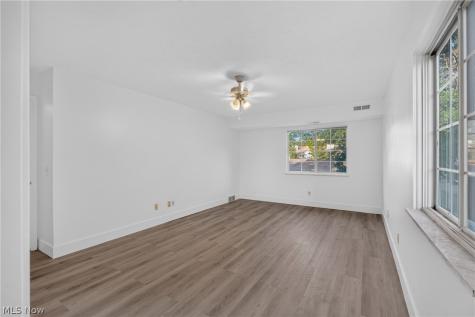 2999 S Bay Drive Westlake OH 44145