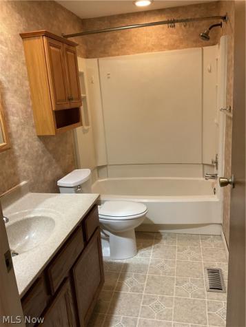 3851 Lake Run Boulevard Stow OH 44224