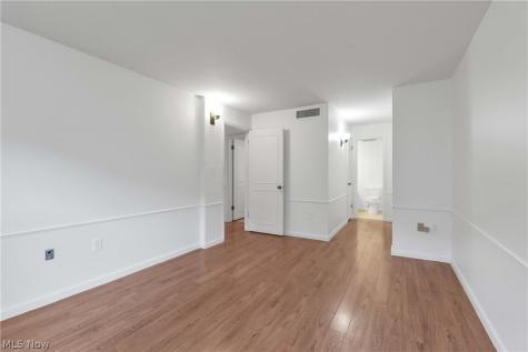 22701 Center Ridge Road Rocky River OH 44116