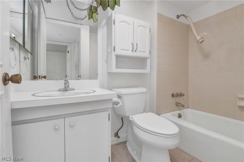 22701 Center Ridge Road Rocky River OH 44116