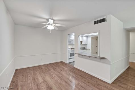 22701 Center Ridge Road Rocky River OH 44116