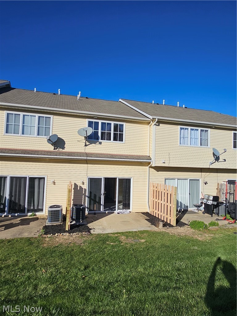 358 Eden Lane Medina OH 44256