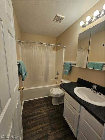 358 Eden Lane Medina OH 44256