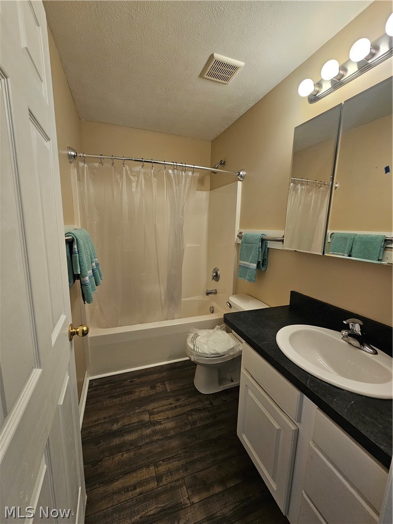 358 Eden Lane Medina OH 44256