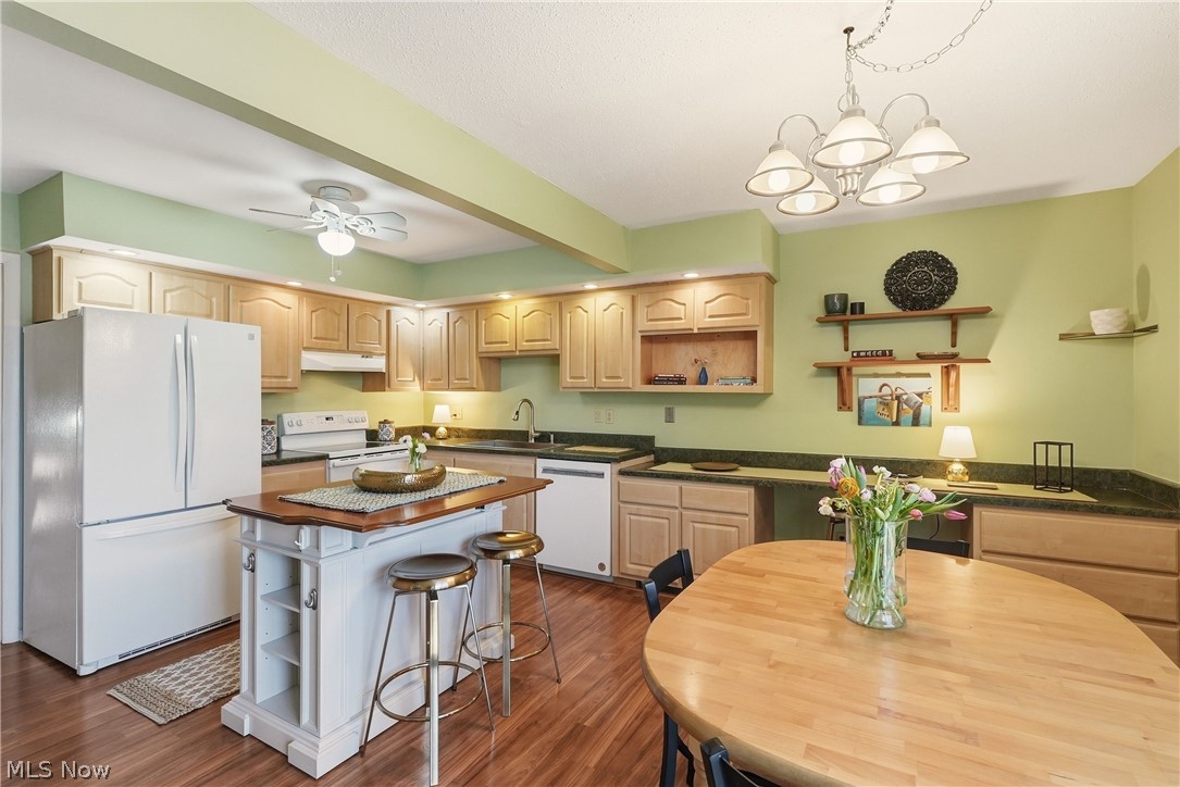 17650 Walnut Trail Chagrin Falls OH 44023