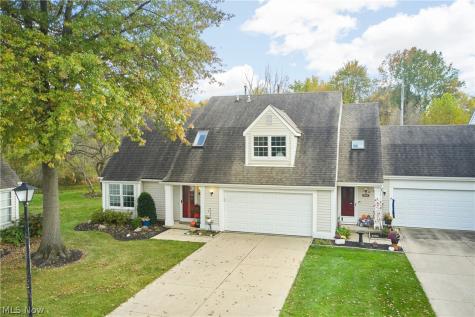 9607 E Idlewood Drive Twinsburg OH 44087