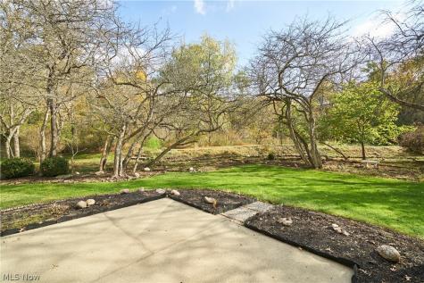 9607 E Idlewood Drive Twinsburg OH 44087