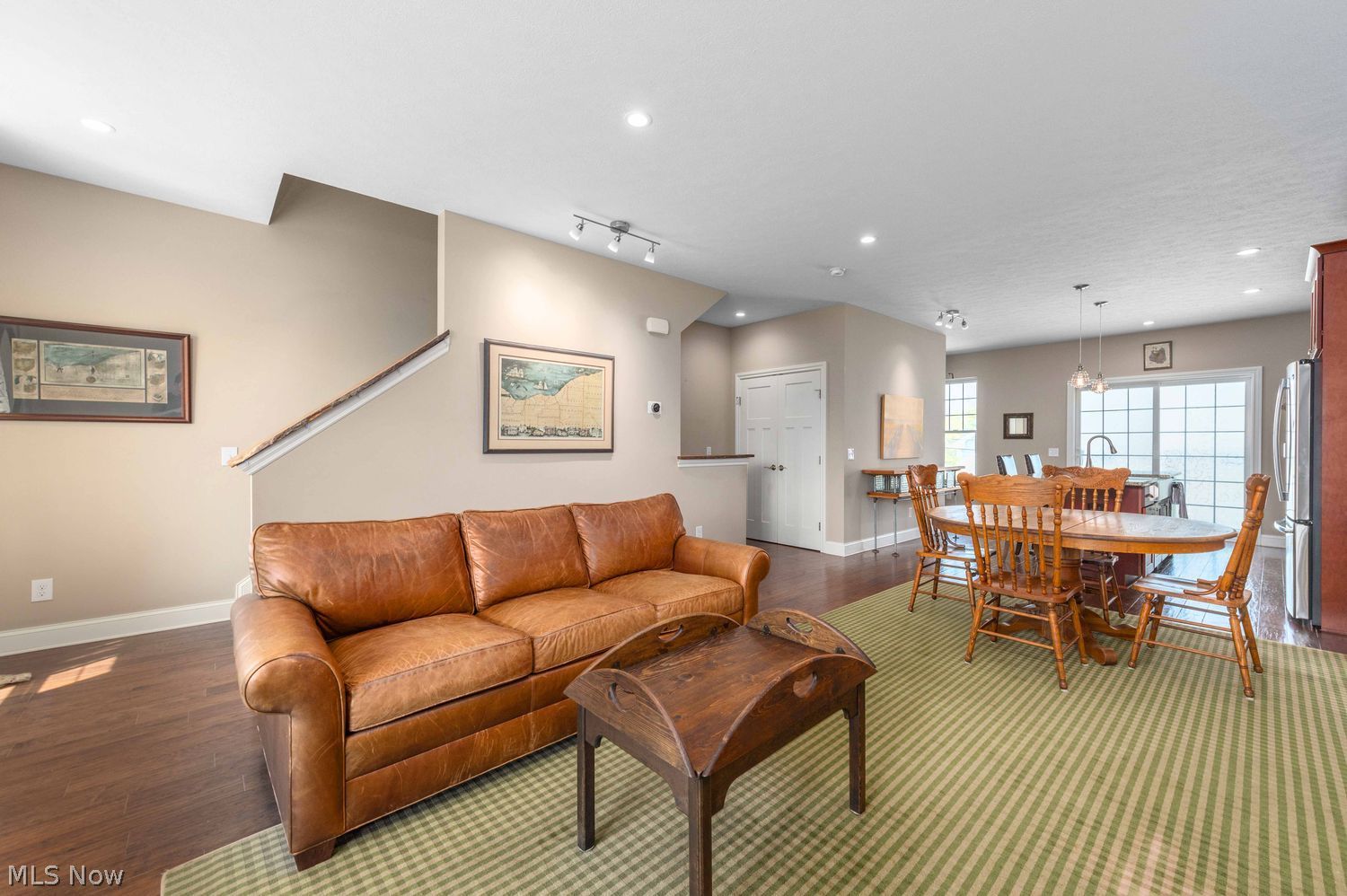 15 Mckinley Place Lakewood OH 44107