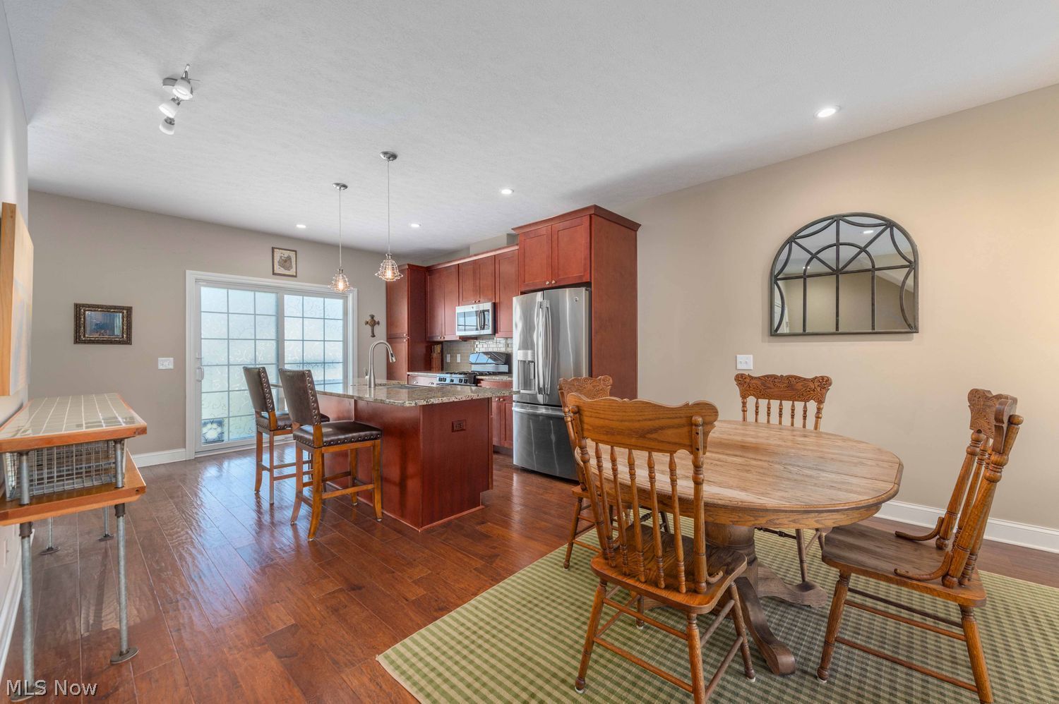 15 Mckinley Place Lakewood OH 44107