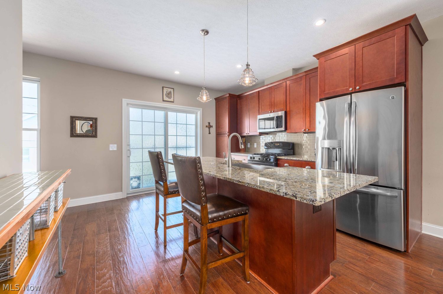 15 Mckinley Place Lakewood OH 44107