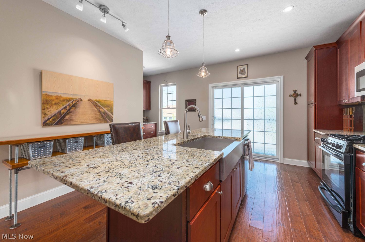 15 Mckinley Place Lakewood OH 44107