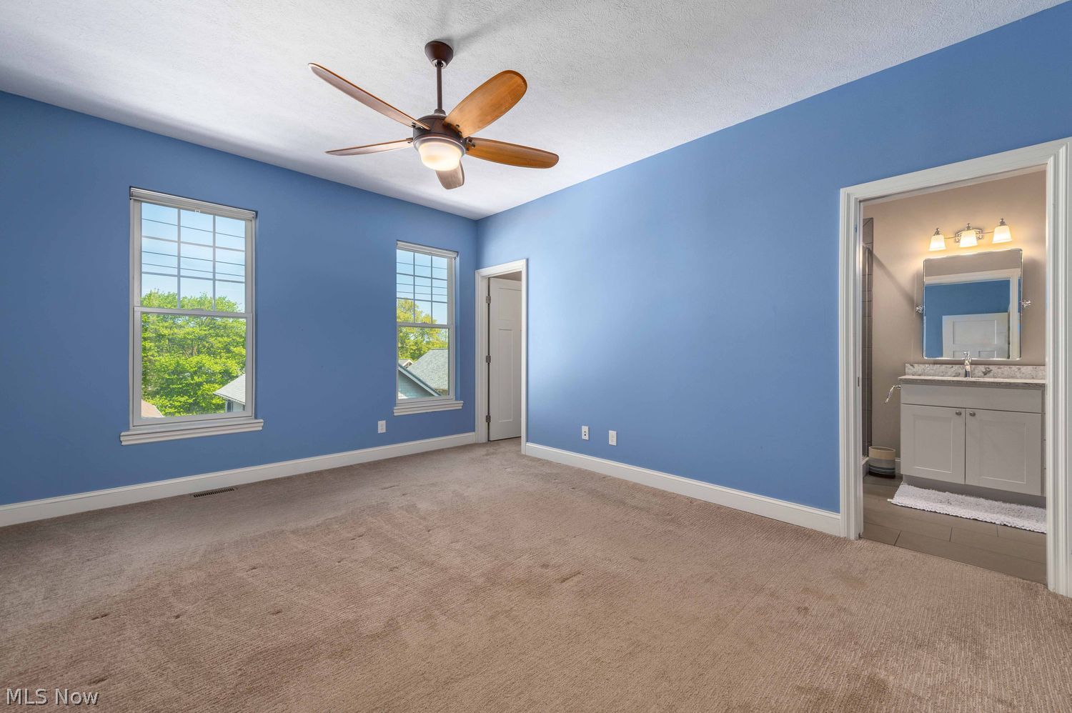 15 Mckinley Place Lakewood OH 44107