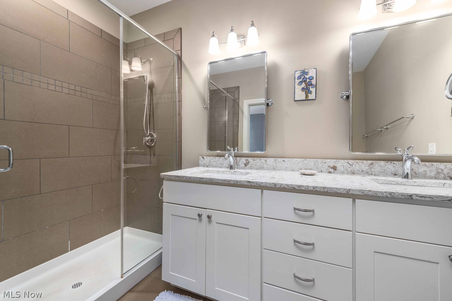 15 Mckinley Place Lakewood OH 44107