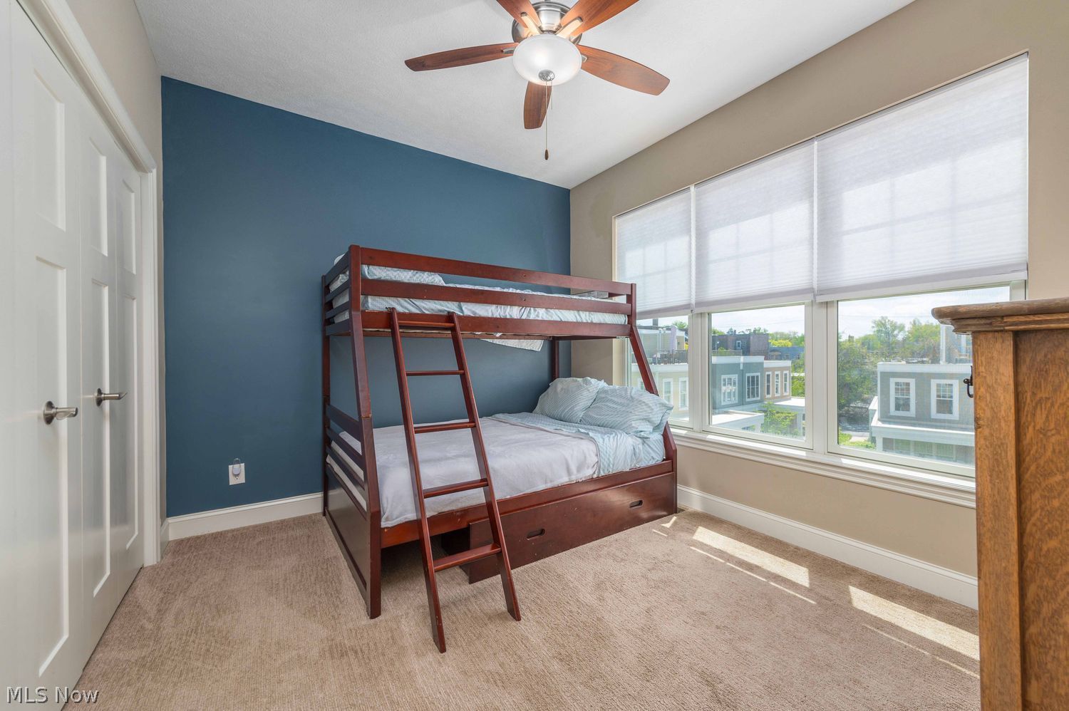 15 Mckinley Place Lakewood OH 44107