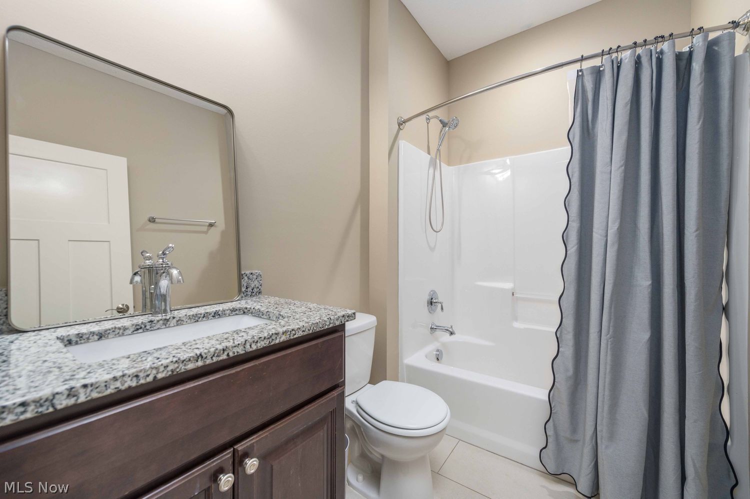 15 Mckinley Place Lakewood OH 44107