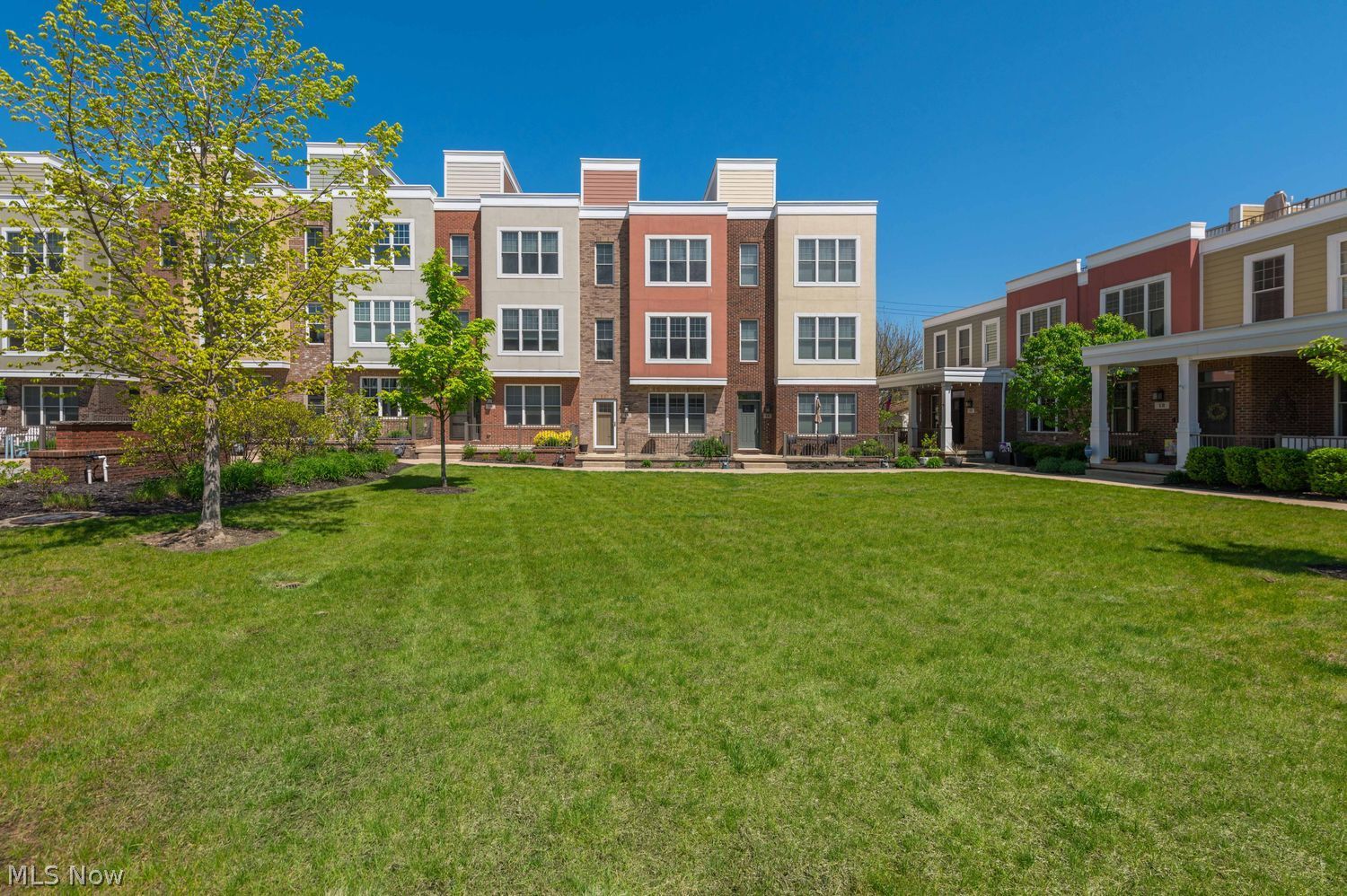 15 Mckinley Place Lakewood OH 44107