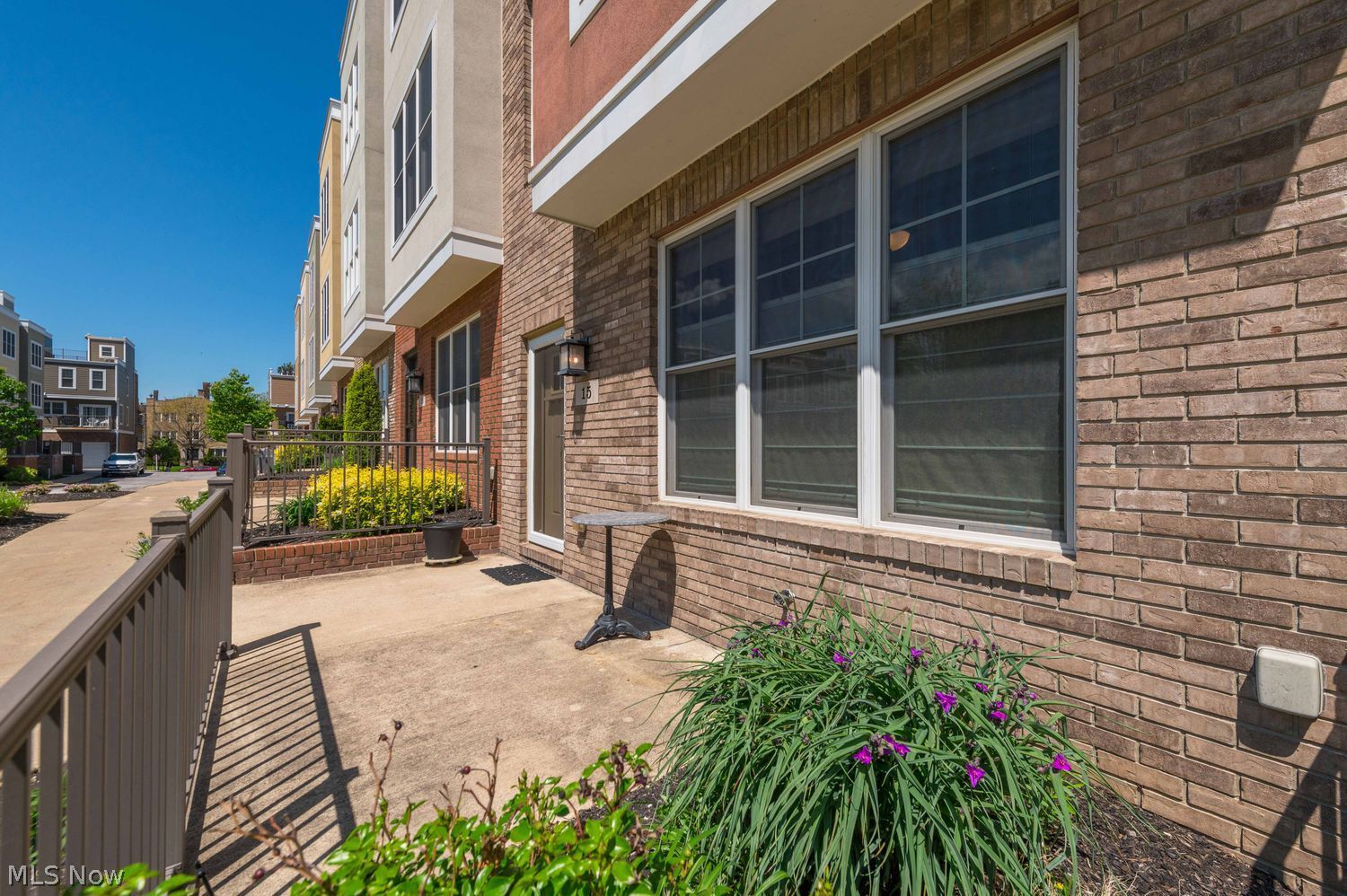15 Mckinley Place Lakewood OH 44107