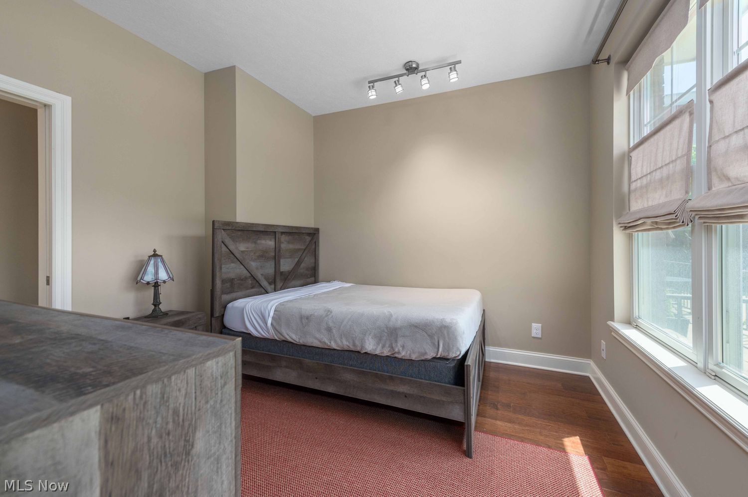 15 Mckinley Place Lakewood OH 44107