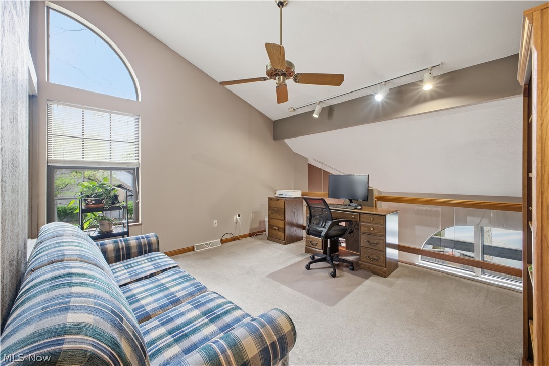 1323 Red Tail Hawk Court Boardman OH 44512